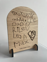 Load image into Gallery viewer, Gift for Mummy, Mother' Day 2024, Children's Drawing Engraved, Thoughtful Keepsake Gift, Gift for Grandma, Gift for Family, Present for Mum