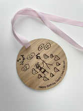 Load image into Gallery viewer, Gift for Mummy, Mother' Day 2024, Children's Drawing Engraved, Thoughtful Keepsake Gift, Gift for Grandma, Gift for Family, Present for Mum