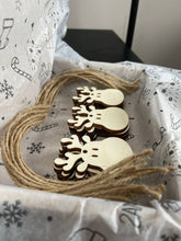 Load image into Gallery viewer, DIY Christmas Tag, Gift from Baby, Fingerprint Reindeer Ornament, Reindeer Gift Tag, Gift for Grandparents, DIY Present Tag, Finger Painting