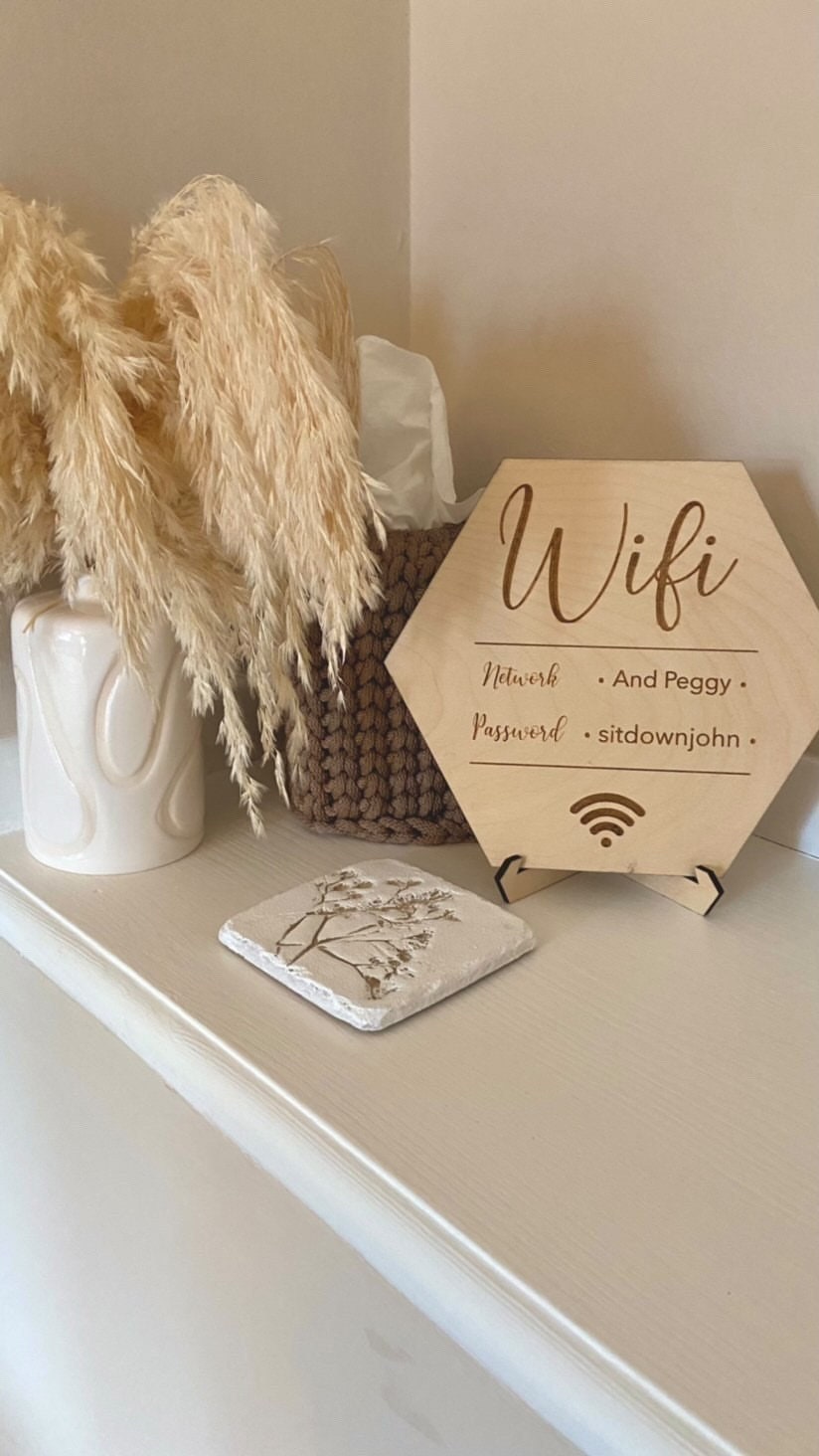 Home Wi-Fi Password Sign, Personalised WiFi Sign, Internet Password Plaque, Wooden Internet Sign, New Home Gift, Engraved WiFi Disc