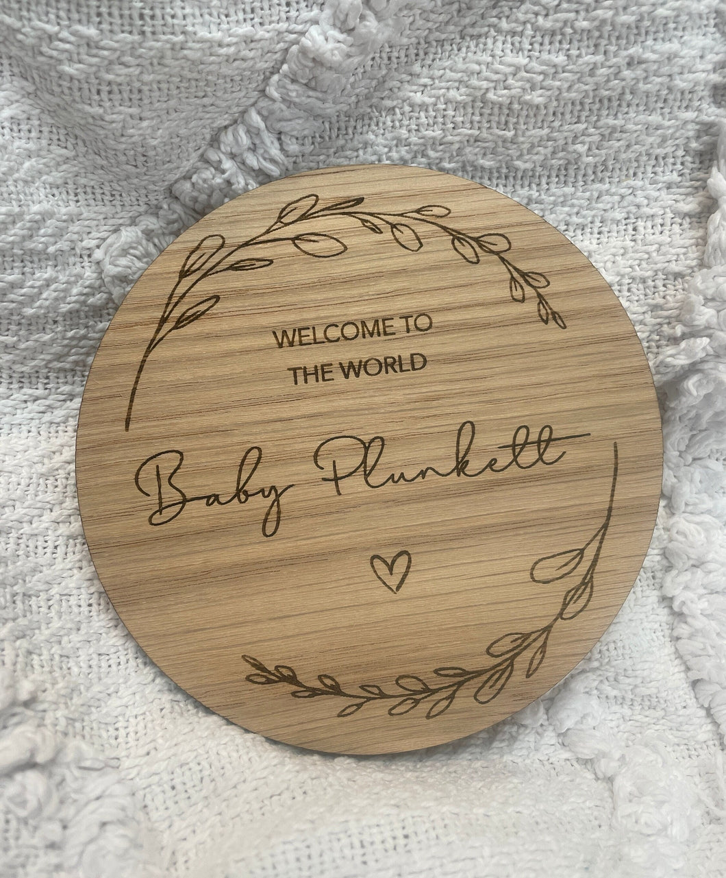 Baby Announcement Disc, New Baby Plaque, Welcome to the World, Baby Shower Gift, Personalised Baby Card, Wooden Baby Disc, Present for Baby